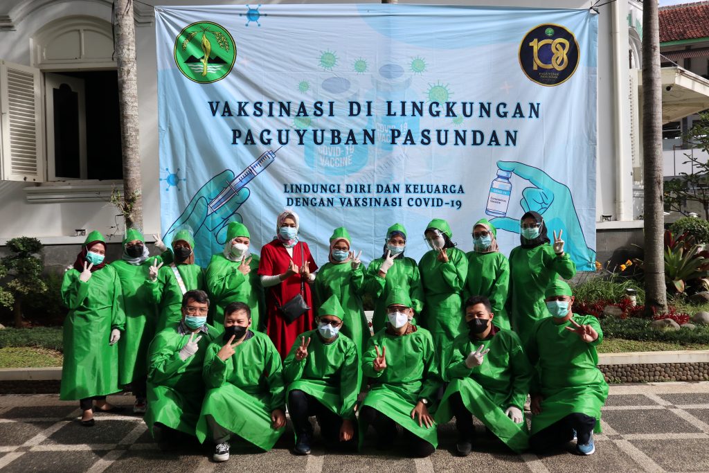Paguyuban Pasundan and FK Unpas Hold Second Vaccination